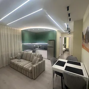 apt-t-a-o.hotels-in-tirana.com/
